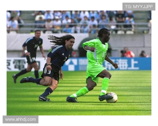 里德与马纳的巅峰对决谁能在赛场上笑到最后